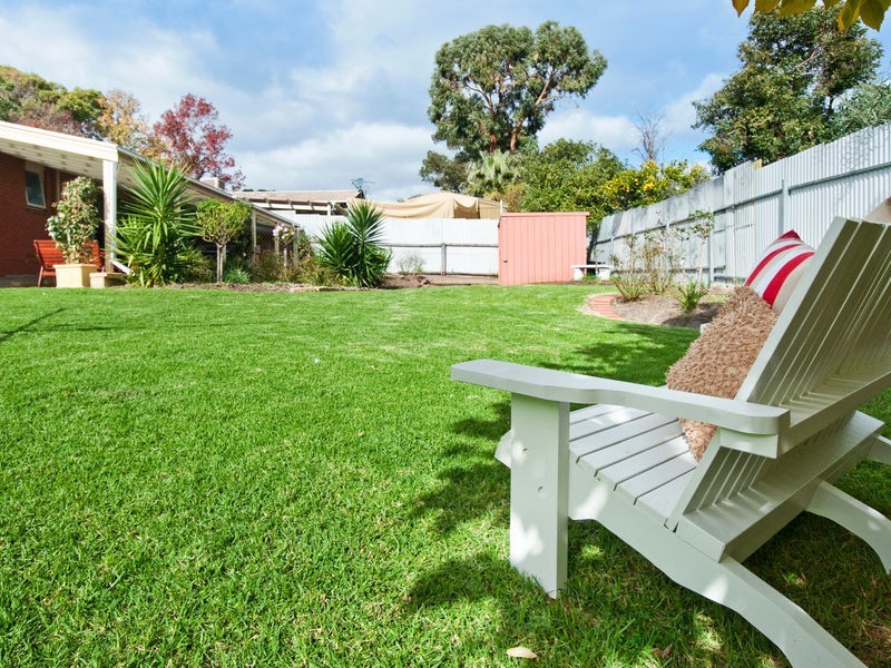 16 Pennant Street, Aberfoyle Park SA 5159