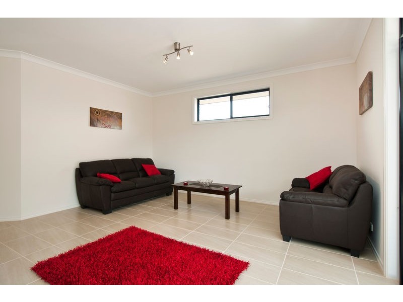 10 Tarranna Avenue, Park Holme SA 5043