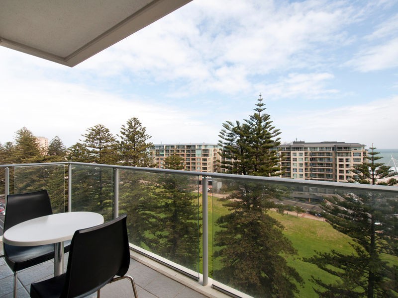 914/27 Colley Terrace, Glenelg SA 5045