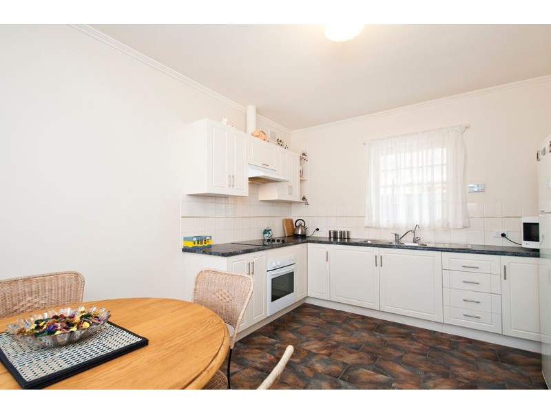 1/8 Edison Street, Glenelg North SA 5045