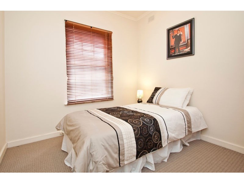 1/8 Edison Street, Glenelg North SA 5045