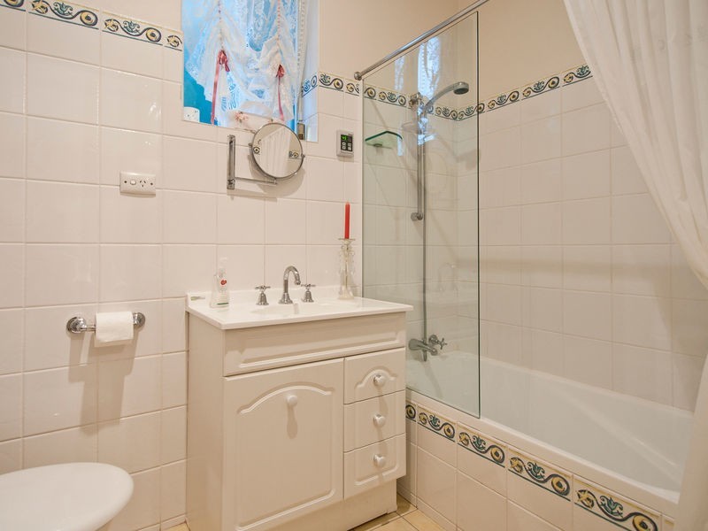 32 Grosvenor Street, Glandore SA 5037