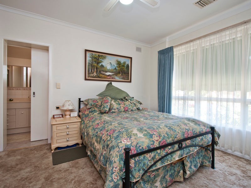 15 Mary Street, Mitchell Park SA 5043