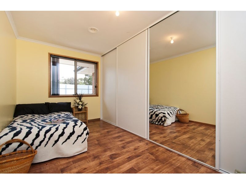 1 Taylors Avenue, Morphett Vale SA 5162