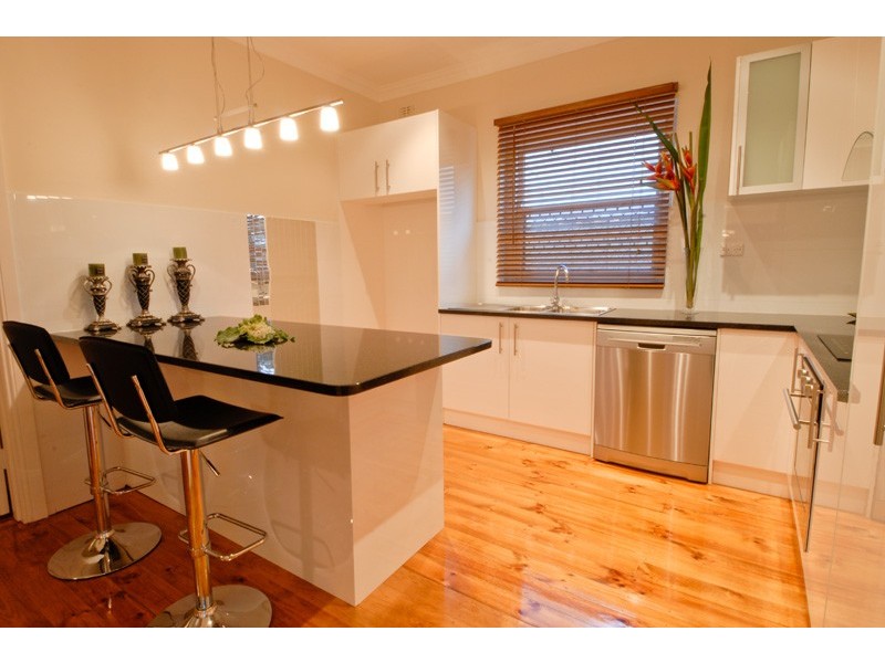 94 Raglan Avenue, South Plympton SA 5038