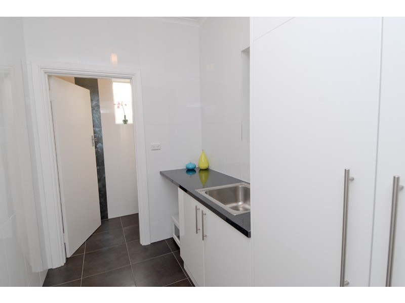 94 Raglan Avenue, South Plympton SA 5038