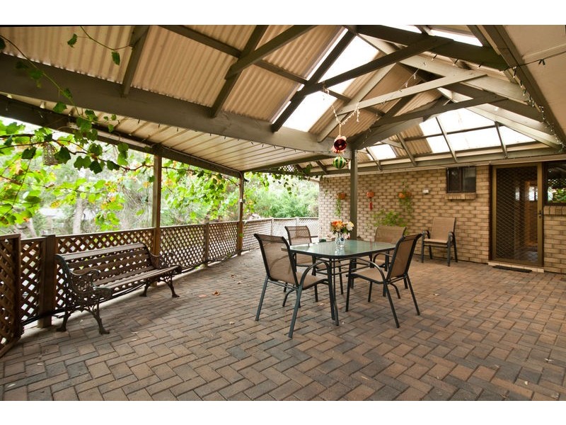 9 Gunya Court, Flagstaff Hill SA 5159