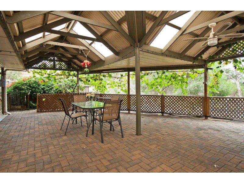 9 Gunya Court, Flagstaff Hill SA 5159