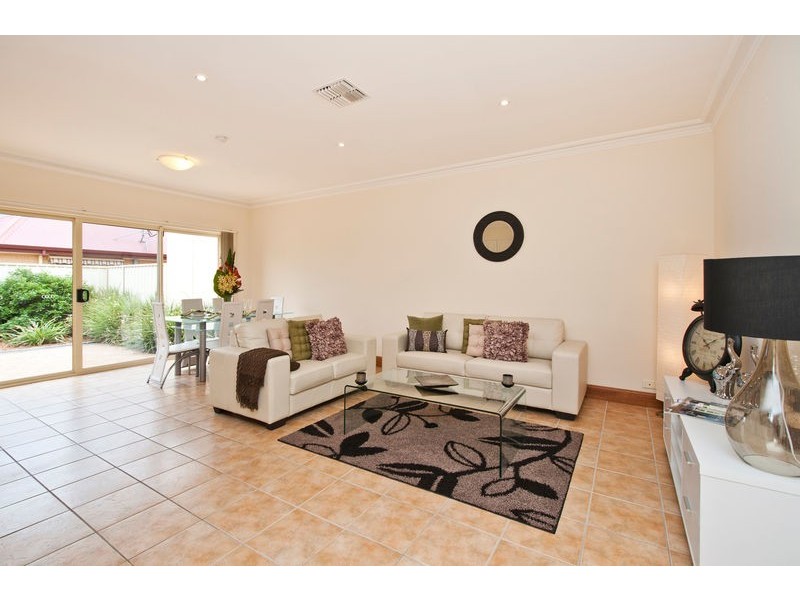 19 Windana Mews, Glandore SA 5037