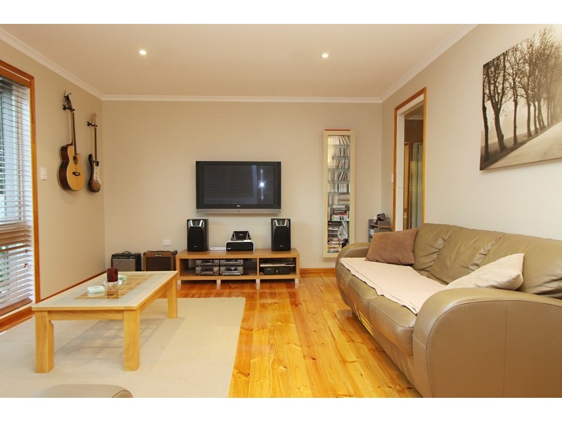 18 McLean Court, Novar Gardens SA 5040