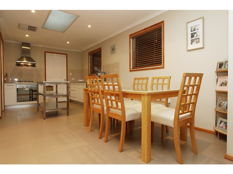 18 McLean Court, Novar Gardens SA 5040