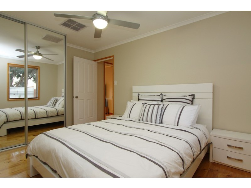 18 McLean Court, Novar Gardens SA 5040