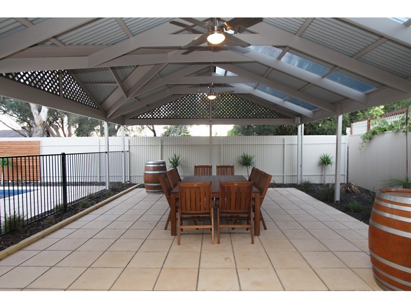 18 McLean Court, Novar Gardens SA 5040