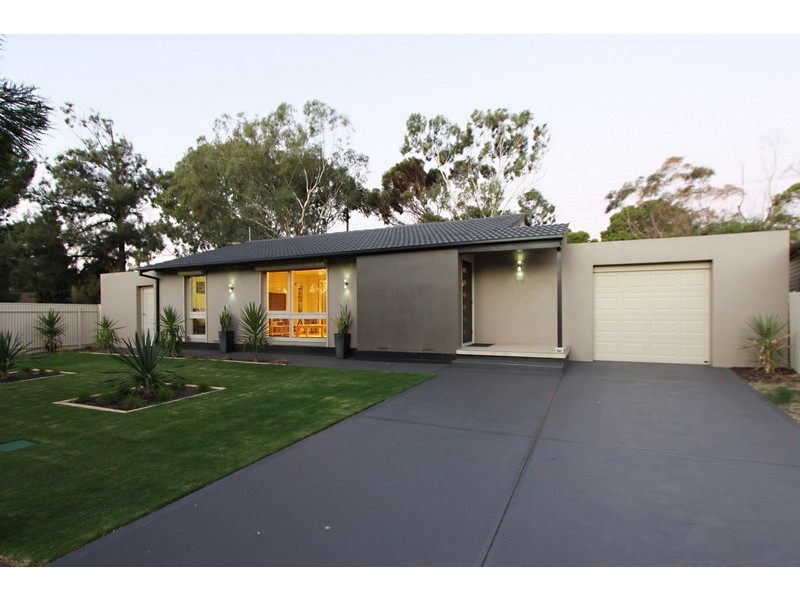 18 McLean Court, Novar Gardens SA 5040