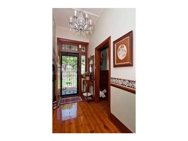 27 Russell Street, Glenelg North SA 5045