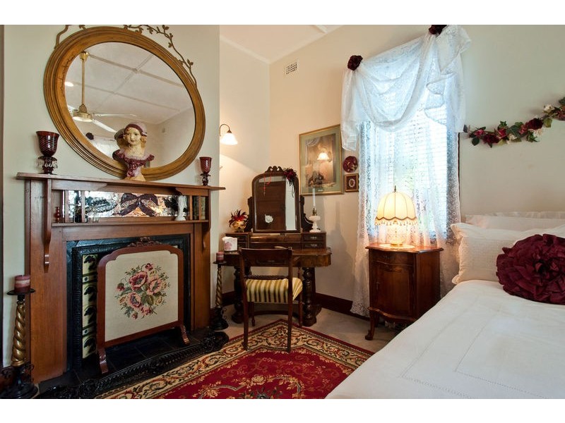 27 Russell Street, Glenelg North SA 5045