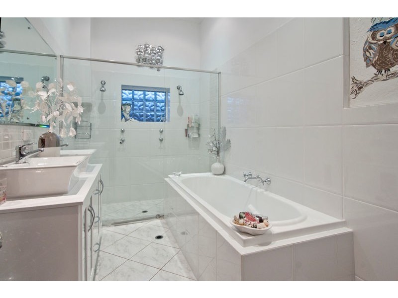 27 Russell Street, Glenelg North SA 5045