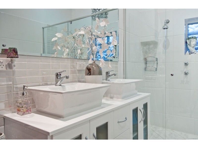 27 Russell Street, Glenelg North SA 5045