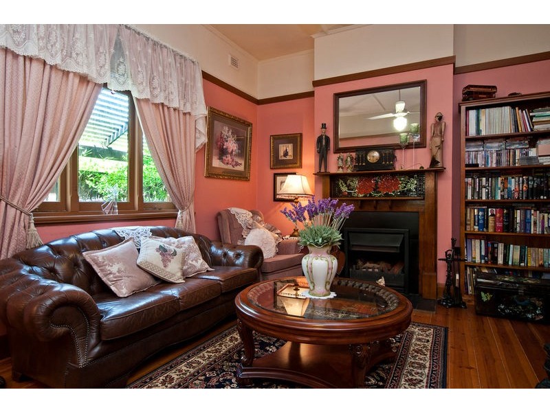 27 Russell Street, Glenelg North SA 5045