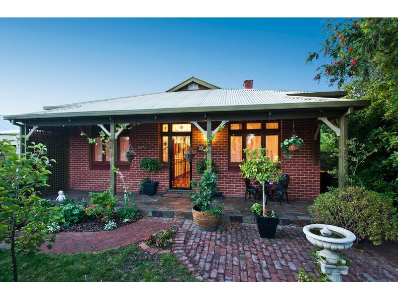 27 Russell Street, Glenelg North SA 5045