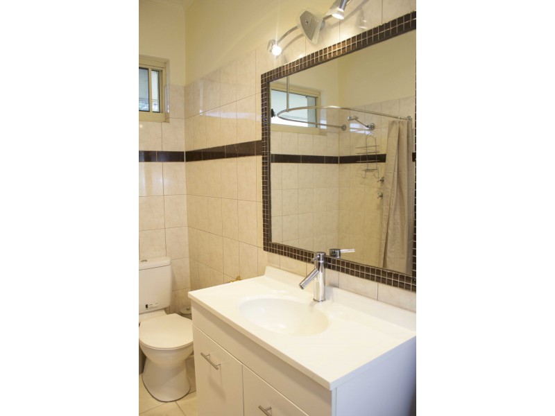 8/11 Adelphi Terrace, Glenelg North SA 5045