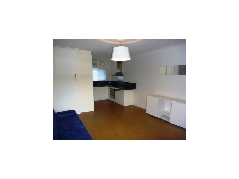 4/26 Wellington Street, Glandore SA 5037