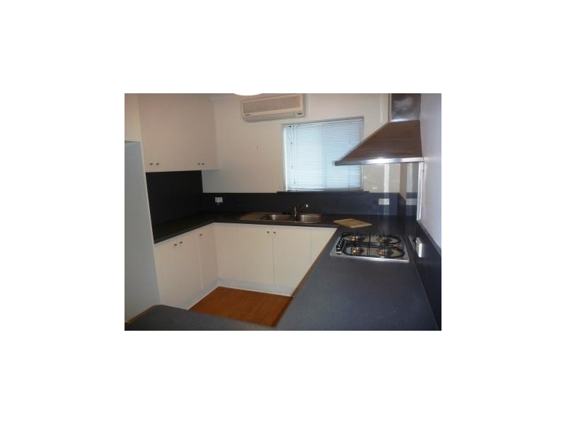 4/26 Wellington Street, Glandore SA 5037