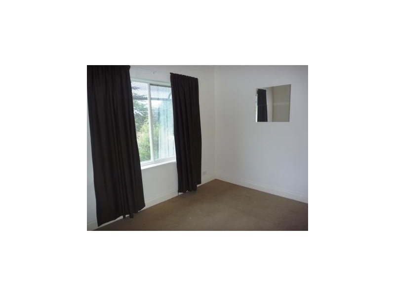 4/26 Wellington Street, Glandore SA 5037