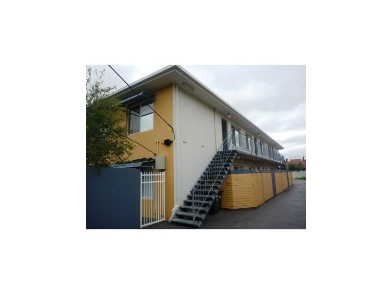 4/26 Wellington Street, Glandore SA 5037