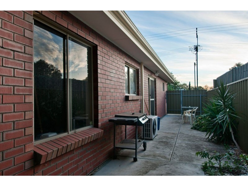 11A Rotorua Avenue, Park Holme SA 5043