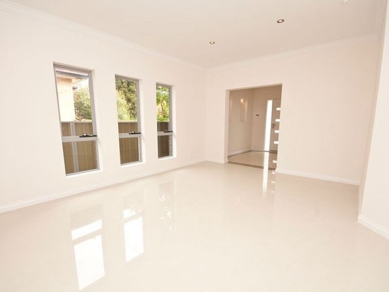 11a Warwick Avenue, Kurralta Park SA 5037