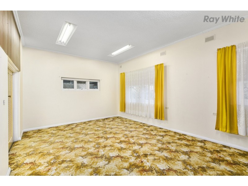 18 Bransby Ave, North Plympton SA 5037