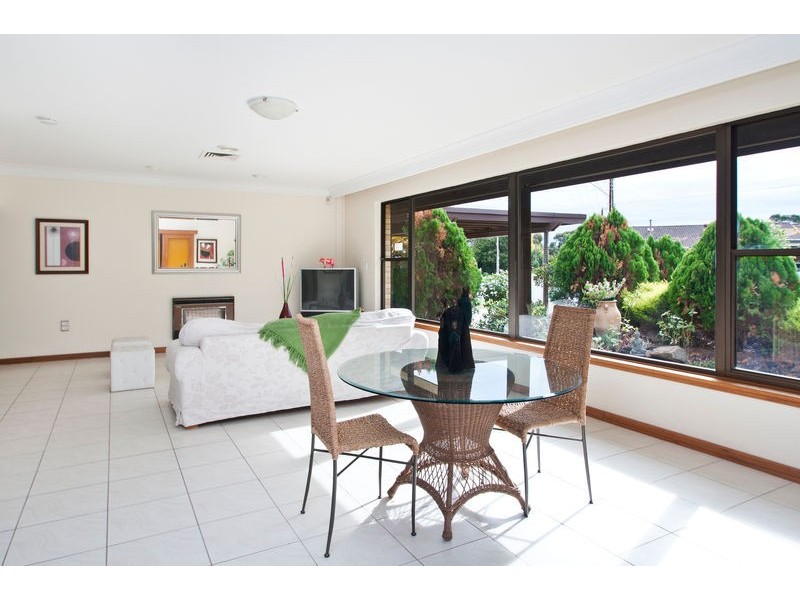 12 Saratoga Drive, Novar Gardens SA 5040