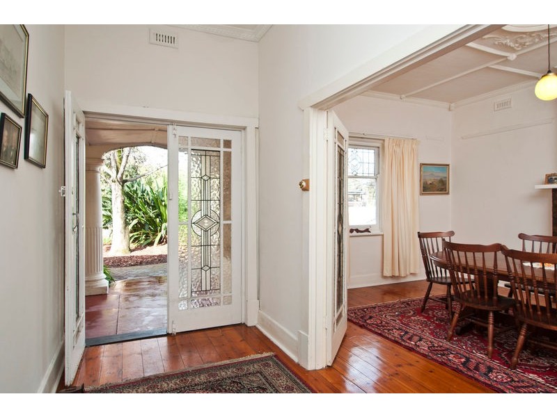 35 Glengyle Terrace, Glandore SA 5037