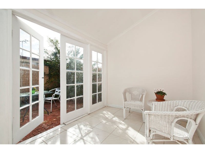 35 Glengyle Terrace, Glandore SA 5037