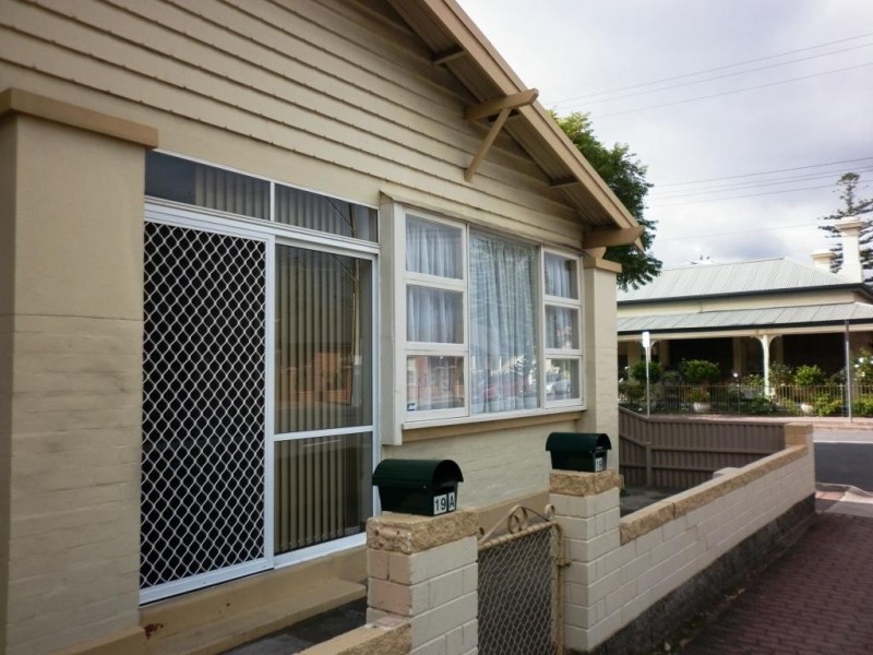 19B Augusta Street, Glenelg SA 5045