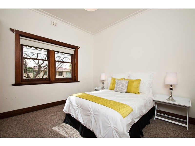 38 Pleasant Avenue, Glandore SA 5037