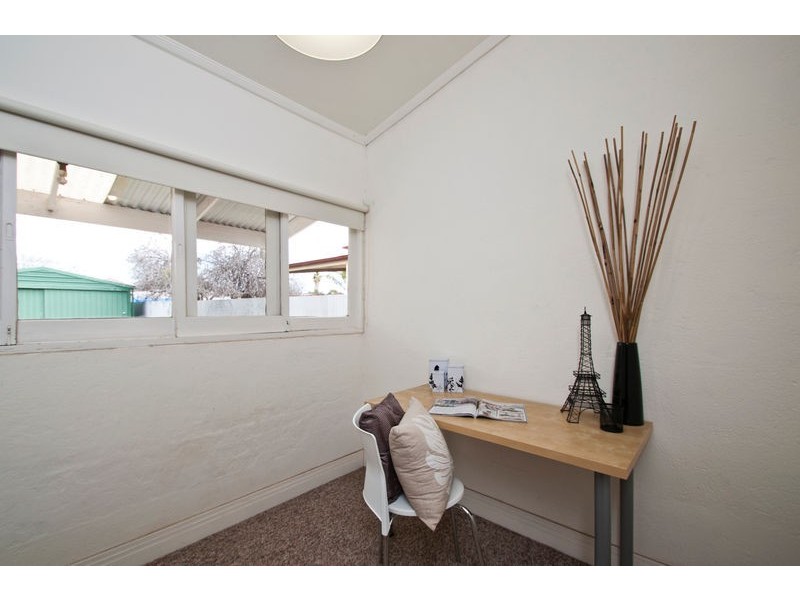 38 Pleasant Avenue, Glandore SA 5037