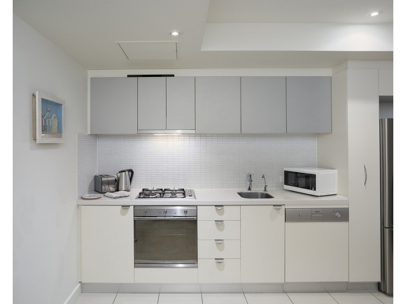 807/19 Holdfast Promenade, Glenelg SA 5045