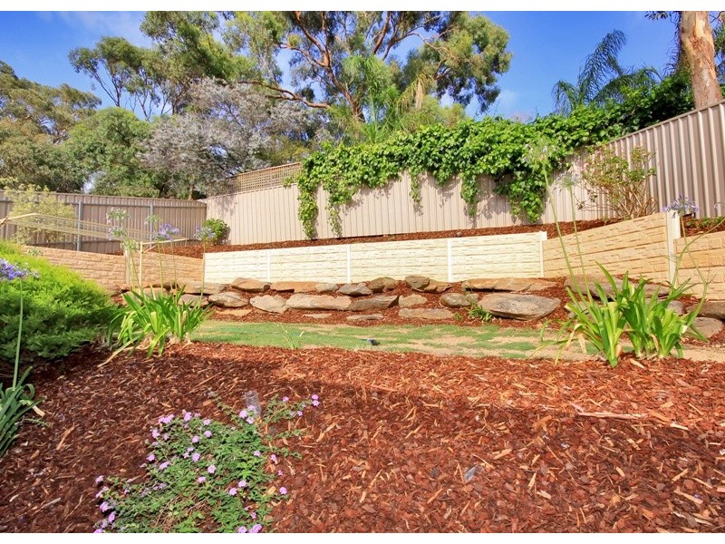 10 Woodland Grove, Aberfoyle Park SA 5159