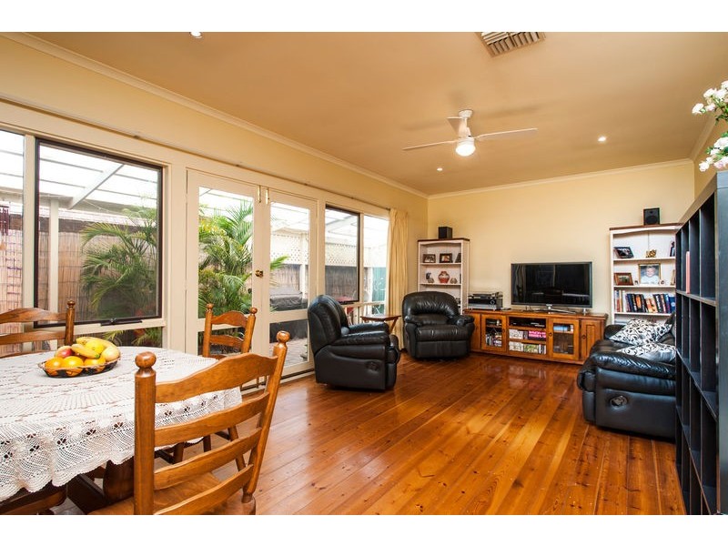 24 Victoria Street, Glandore SA 5037