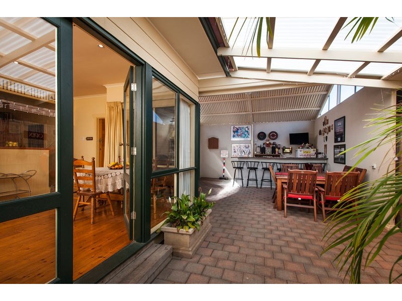 24 Victoria Street, Glandore SA 5037