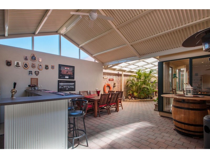 24 Victoria Street, Glandore SA 5037