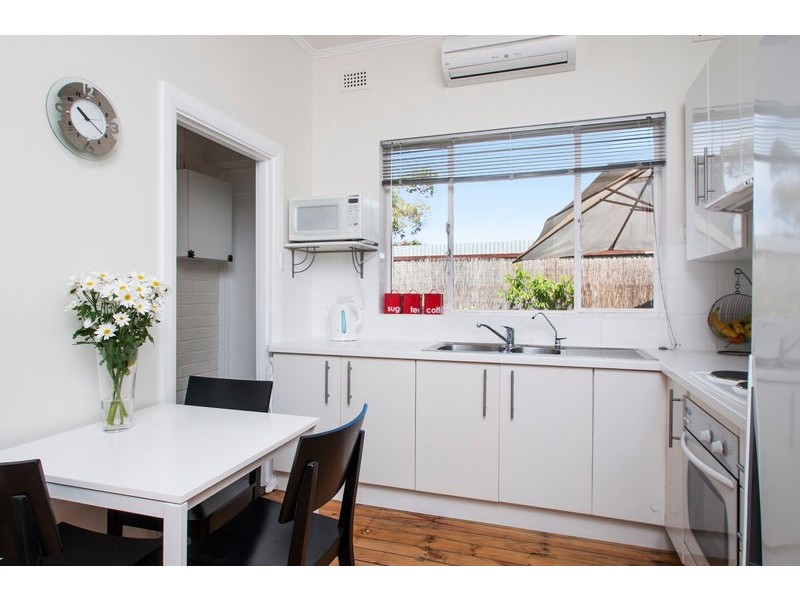 10/34 Almond Grove, Glandore SA 5037