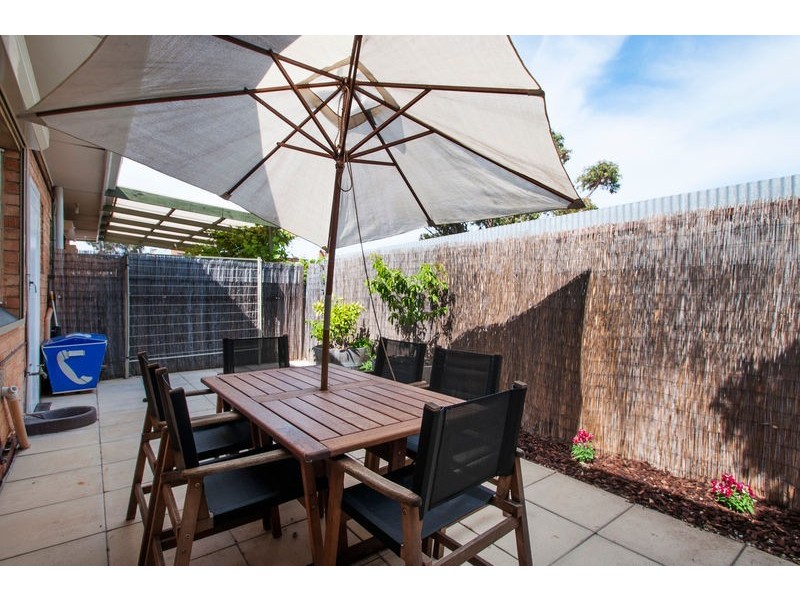 10/34 Almond Grove, Glandore SA 5037