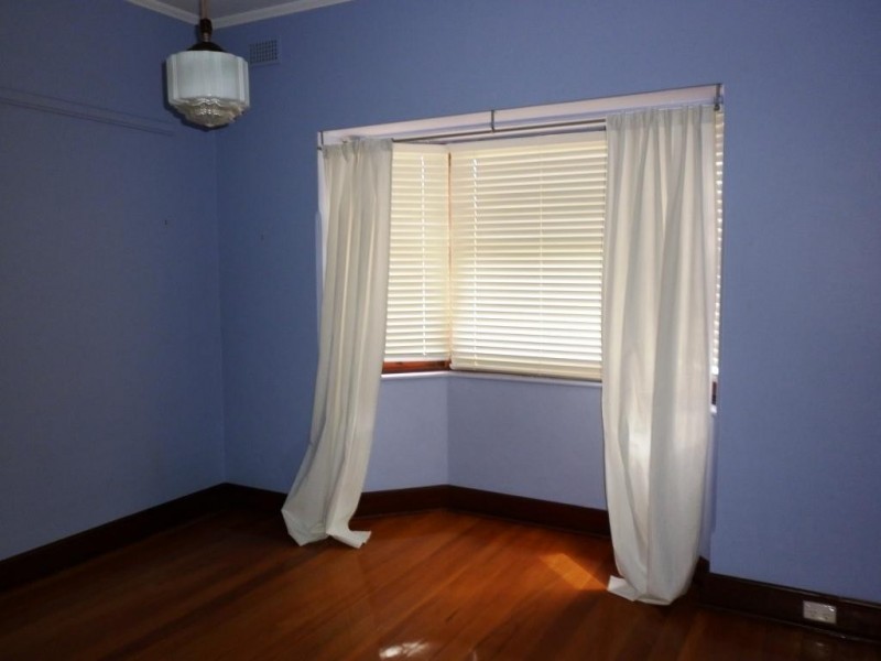 14a Naldera Street, Glandore SA 5037