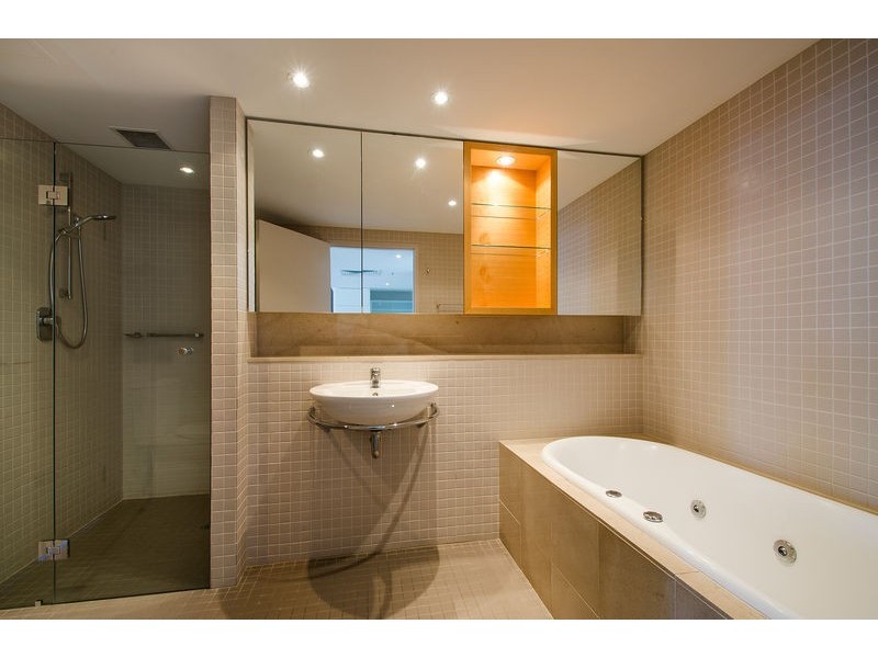 711/16 Holdfast Promenade, Glenelg SA 5045