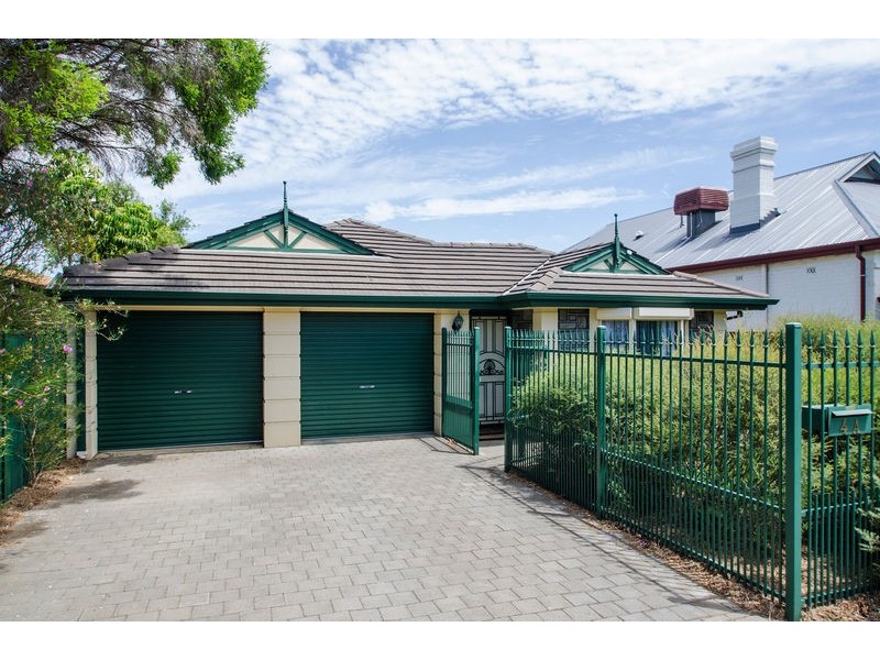 4a Nottingham Crescent, Glandore SA 5037