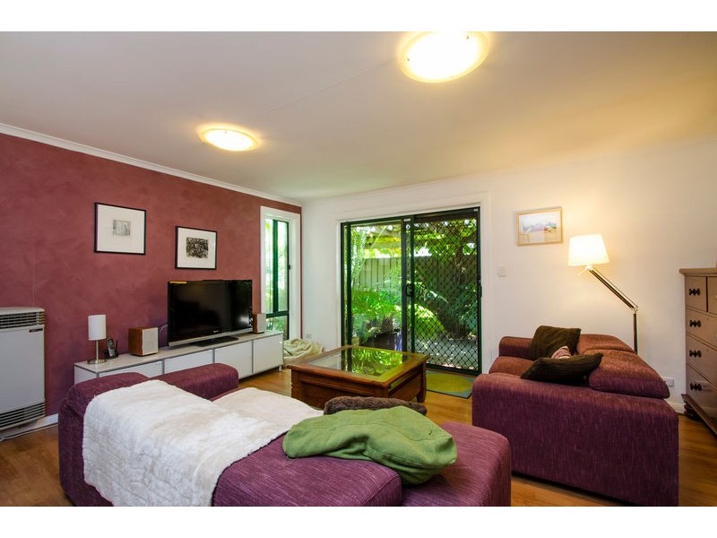 4a Nottingham Crescent, Glandore SA 5037