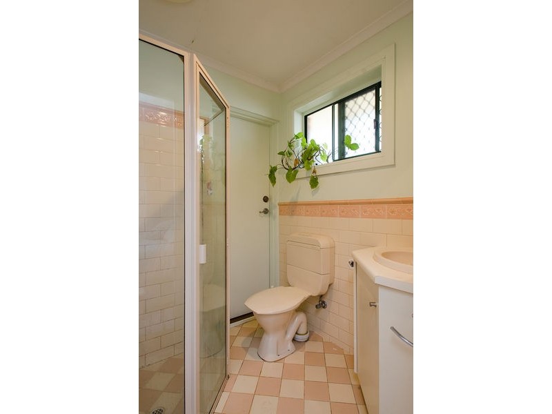 4a Nottingham Crescent, Glandore SA 5037